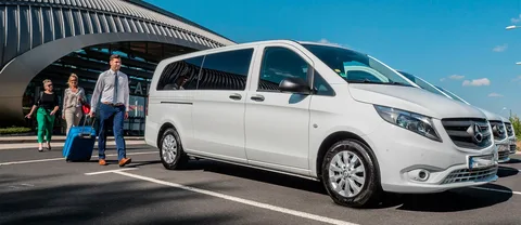 Удобство передвижения: Трансфер и аренда авто с водителем